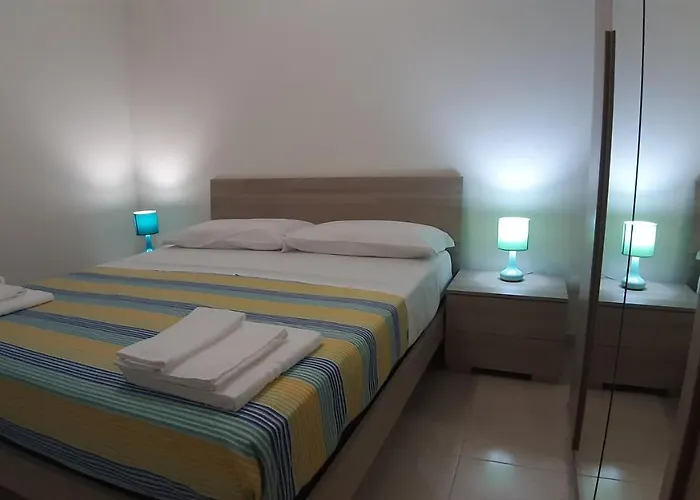 דירה Armachouse - Sul Mare רג'יו די קאלאבריה